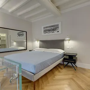 Tailor House Florenz